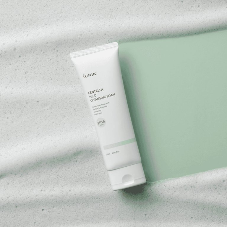 IUNIK - Centella Mild Cleansing Foam 120ml