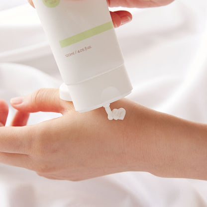 IUNIK - Centella Mild Cleansing Foam 120ml