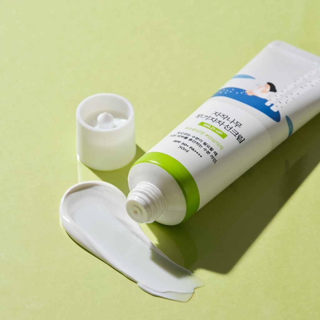 ROUND LAB - Moisture Mild-Up Sunscreen 50ml