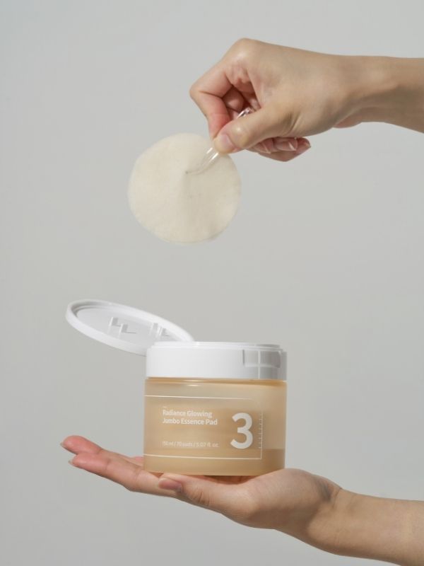 NUMBUZIN - No.3 Radiance Glowing Jumbo Essence Pad (70ea)